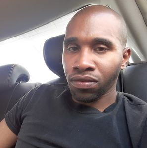 Meet your Posher, Amir